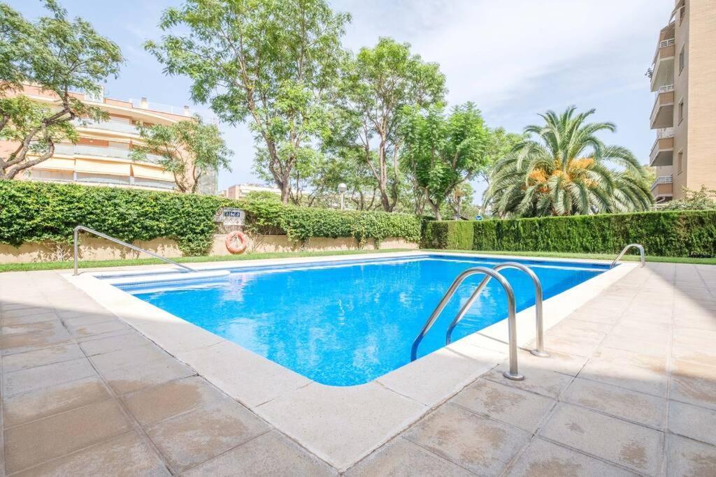Apartamento En Complejo Residencial, Con Piscina. Salou Esterno foto